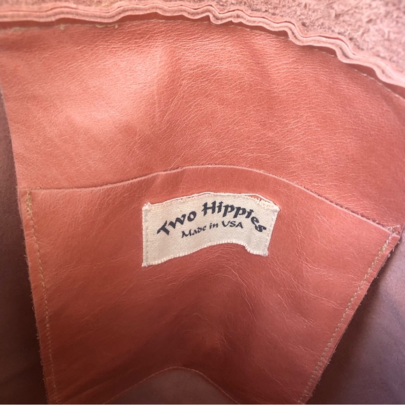Two Hippies Leather Peach Bag. - Picture 14 of 14